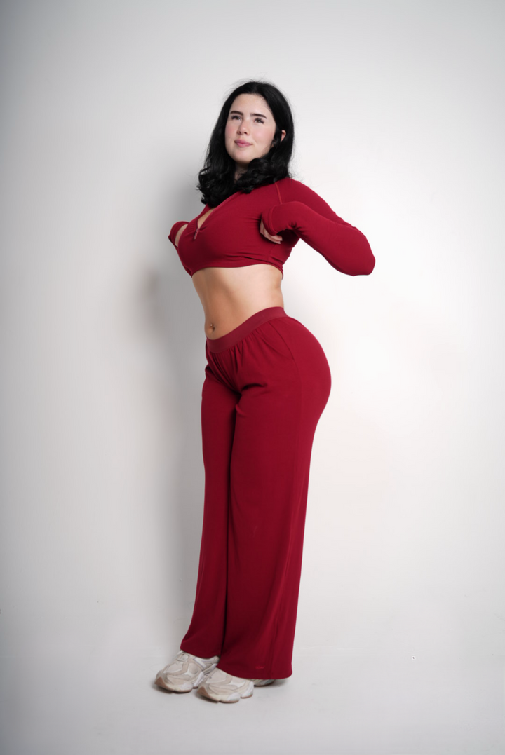 MultiMotion Wide Leg Pants