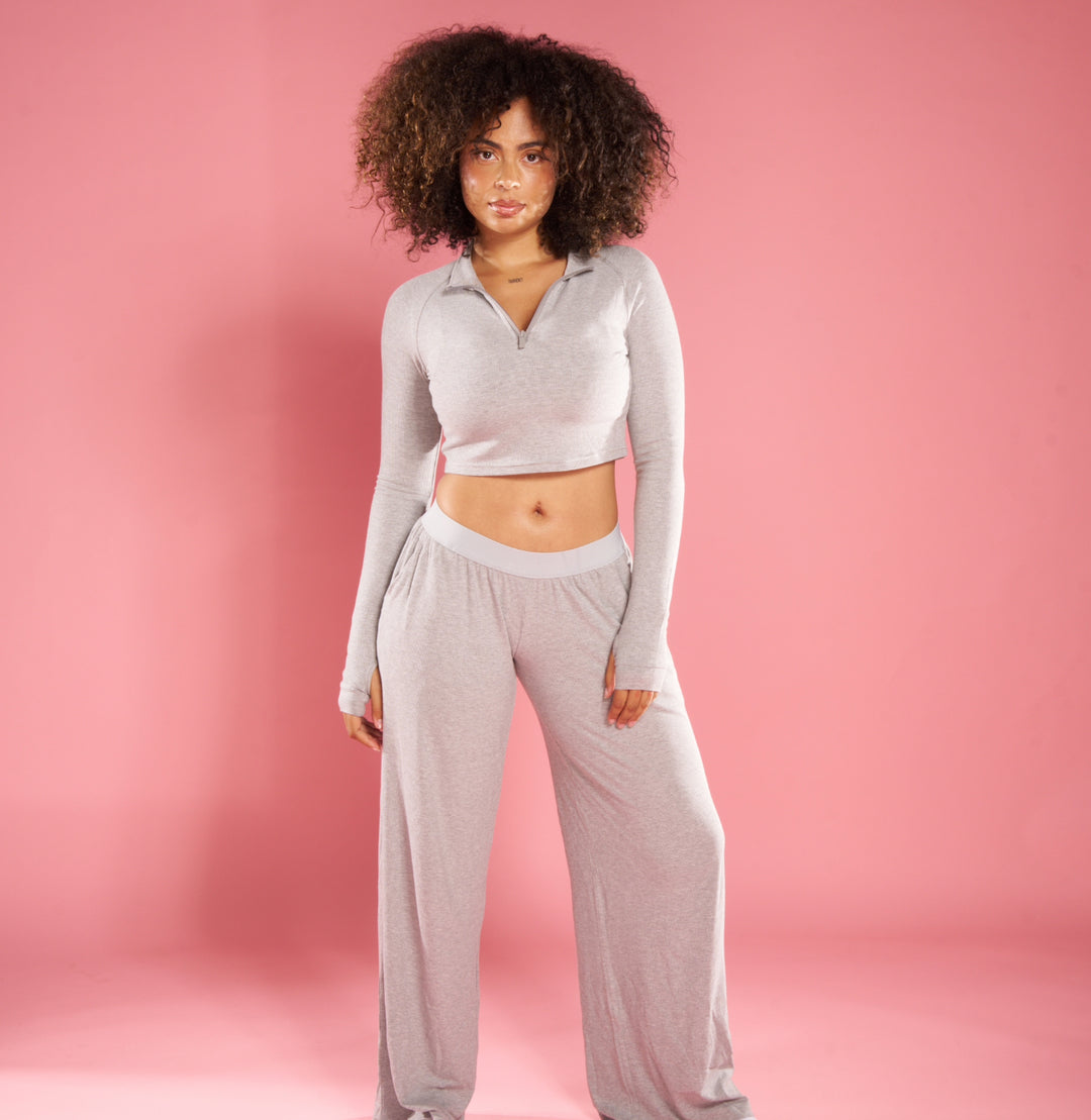 MultiMotion Wide Leg Pants